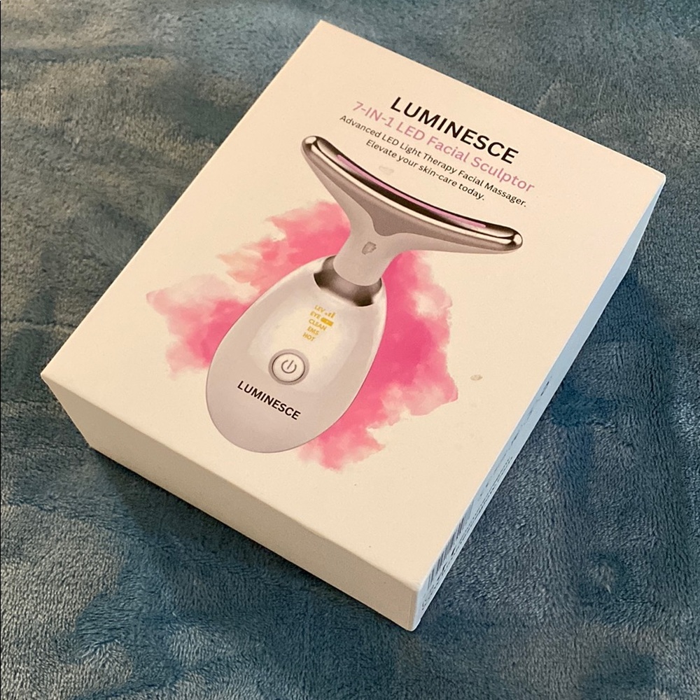 Brand New Luminess White and Pink 7-in-1 LED Facial Sculptor